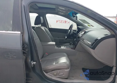 2007 Cadillac Sts V6 from USA, damaged, VIN 1G6DW677470128115